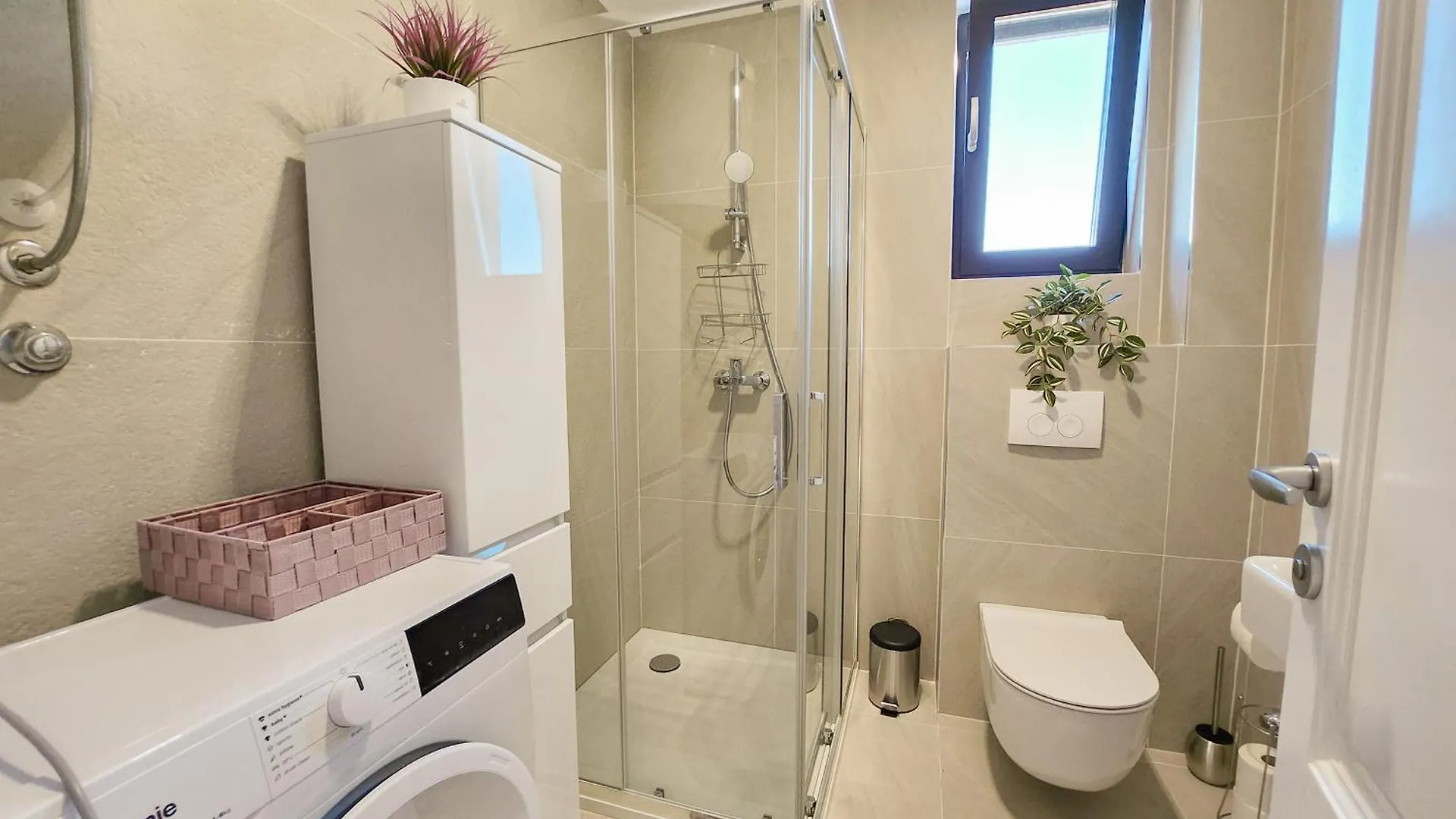 Penthouse View Apartman Turanj 0*,